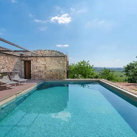 Monte Bisson - Piscina Privata Gospodarstwo agroturystyczne
